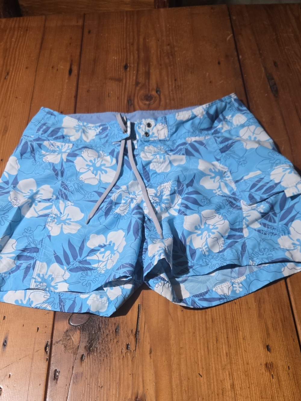 The North Face Light Blue Floral Swim Shorts Sz 8